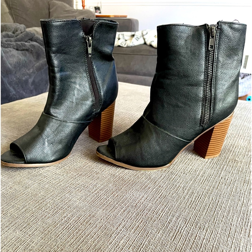 Black open toe boots